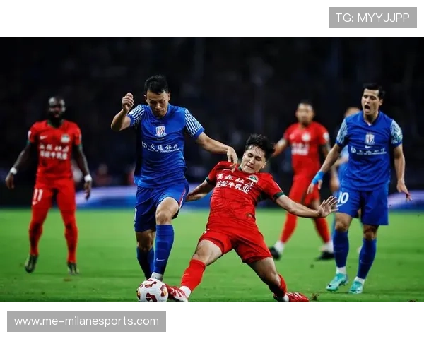 足球界姓杜的球星盘点及其在赛场上的精彩表现和成就分析